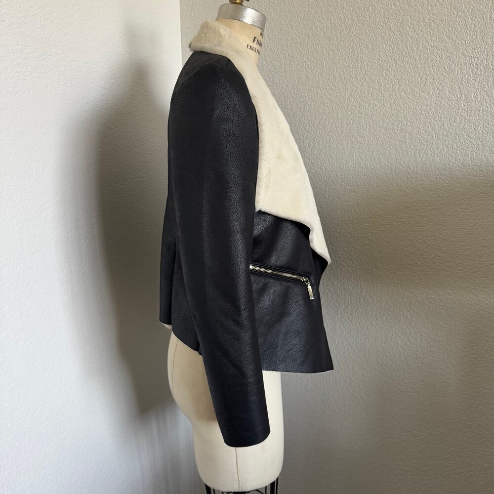 Gianni Bini | Open Front Faux Shearling Draped Jacket size XS - Picture 2 of 8